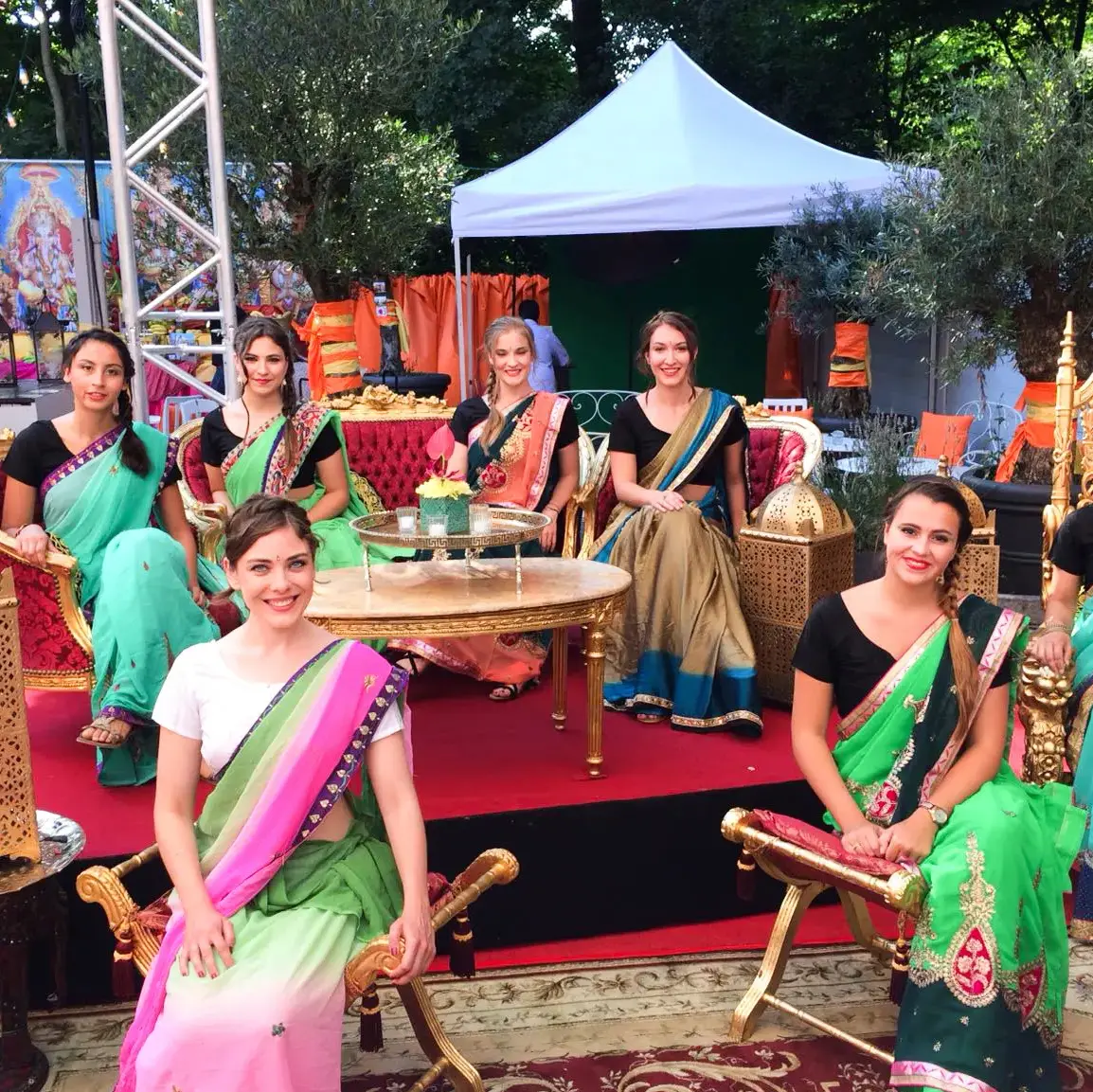 colorbirds Promoter & Walking Acts in München